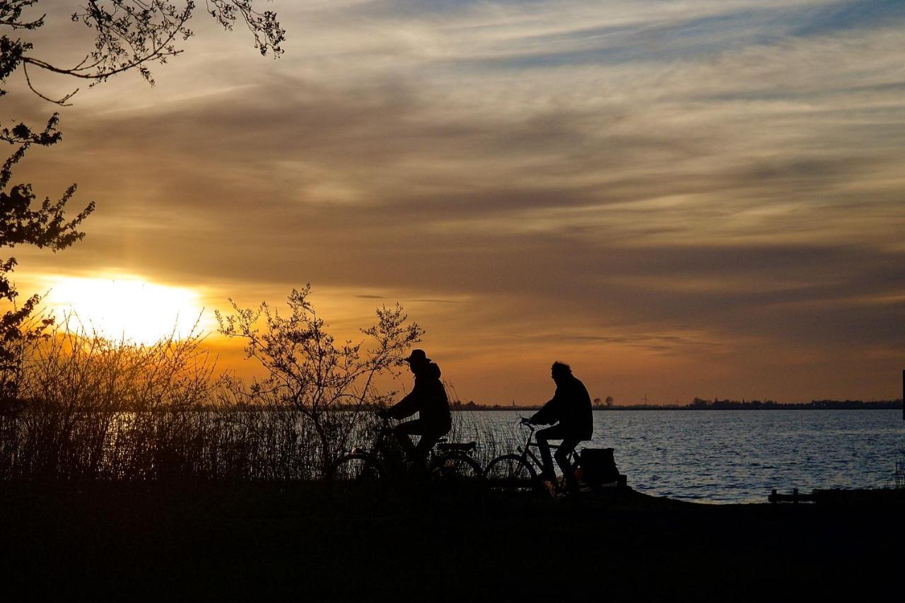 Vakantiehuis Noflik Nijemirdum Exteriér fotografie